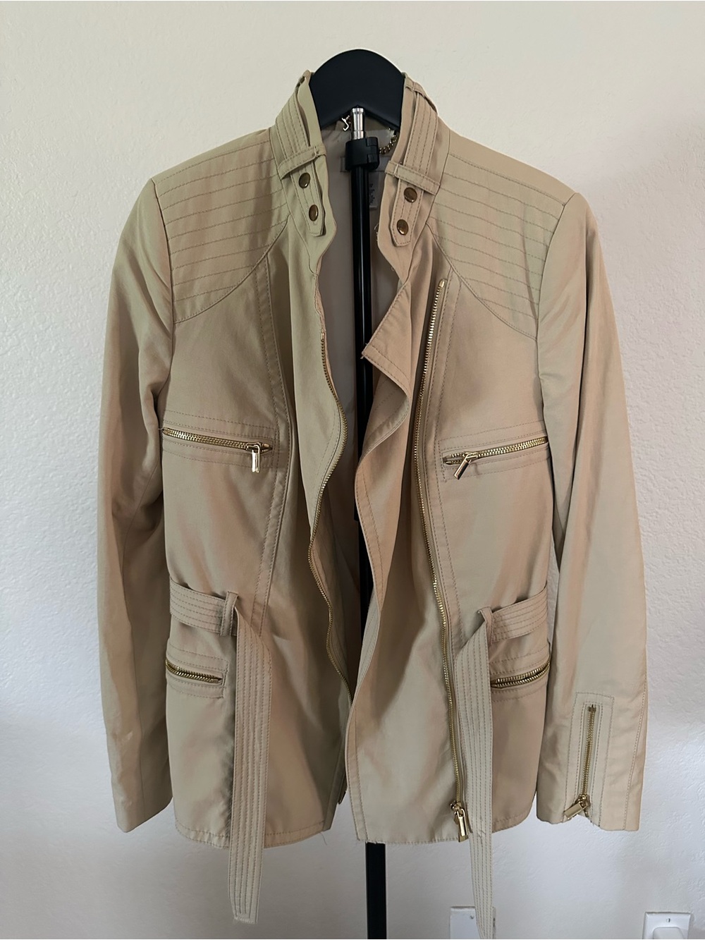 Cache Beige Lightweight Zip-Front Shirt Jacket with Gold Hardware Size Small